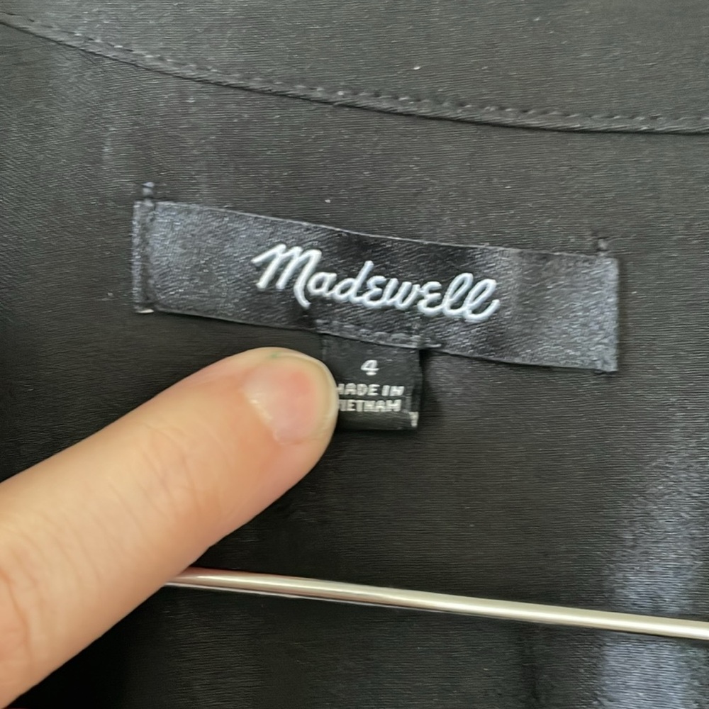 Madewell Darted Button-Up Shirt in Satin - Picture 8 of 9